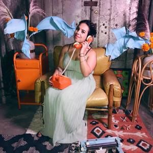 Meet your Posher, Eva